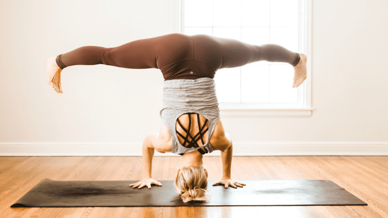Get Over Your FEAR - How To Do Your First Headstand - The Yoga Citizen.